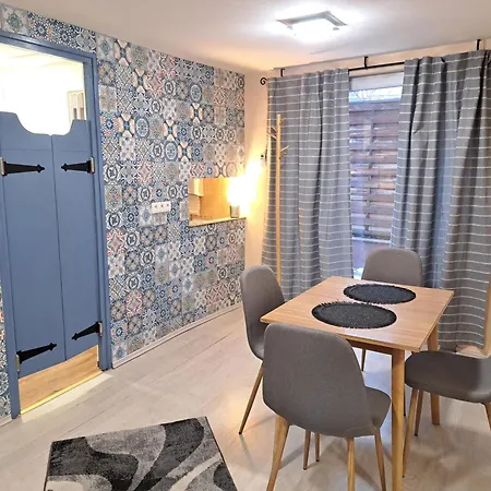 Orient Apartmanhaz Aparthotel