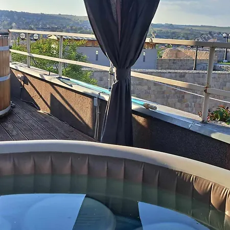 Orient Apartmanhaz Aparthotel