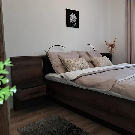Orient Apartmanhaz Aparthotel