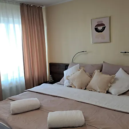 Hotel de apartamente Orient Apartmanhaz 3*