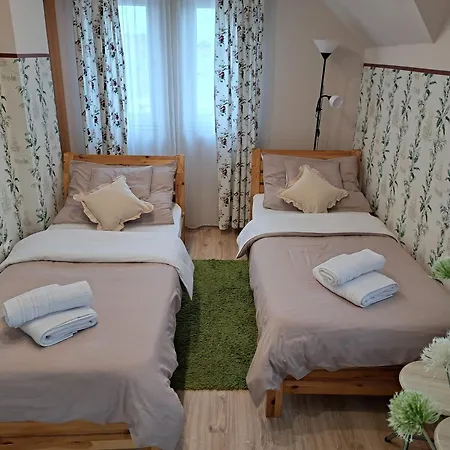 Hotel apartamentowy Orient Apartmanhaz Eger