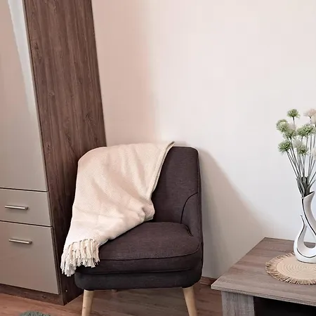 Orient Apartmanhaz Aparthotel 3*