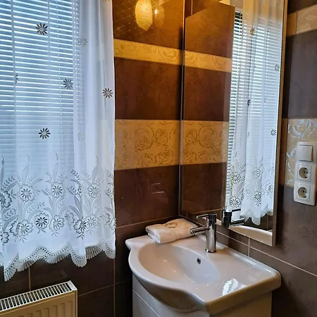 Hotel de apartamente Orient Apartmanhaz 3*