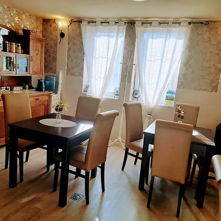 Orient Apartmanhaz إغير