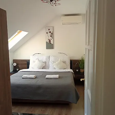 Orient Apartmanhaz Lägenhetshotell 3*