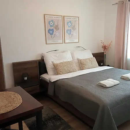Orient Apartmanhaz 3*