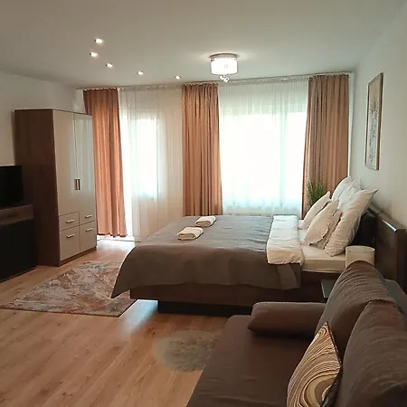Orient Apartmanhaz 3* Eger