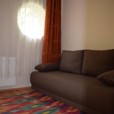 Orient Apartmanhaz Lägenhetshotell