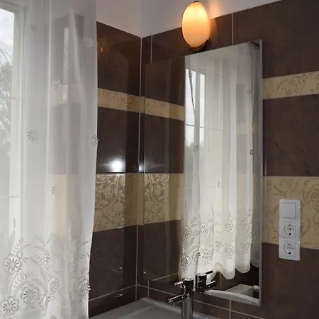 Lägenhetshotell Orient Apartmanhaz Eger