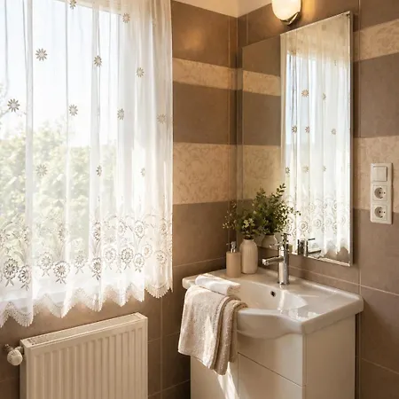 Lägenhetshotell Orient Apartmanhaz