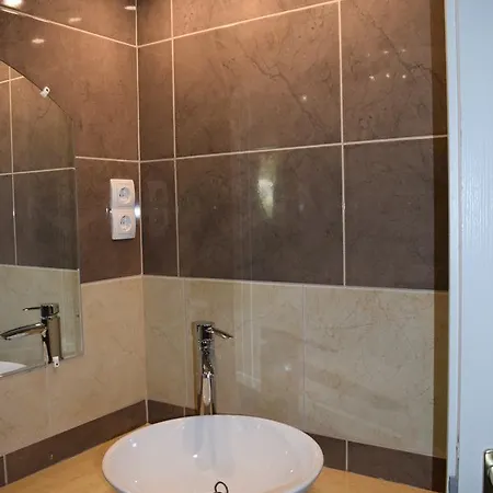 Hotel apartamentowy Orient Apartmanhaz Eger