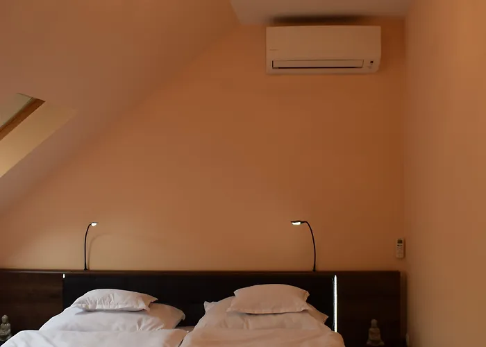 Orient Apartmanhaz 3* Eger
